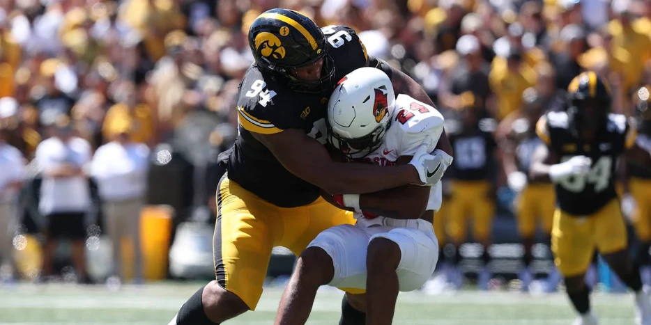 Steelers Rookie DT Reflects on Weight Gain Journey to NFL: ‘I Was a String Bean’