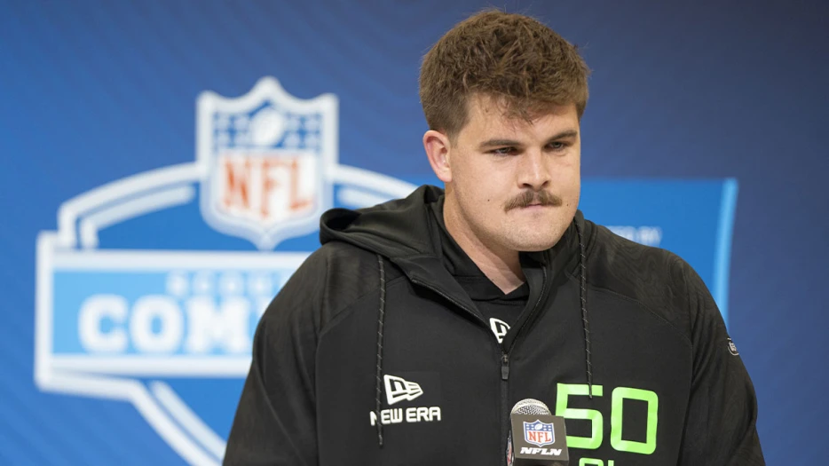 Seahawks’ Grey Zabel gets blessing from Hall-of-Famer to wear No. 76
