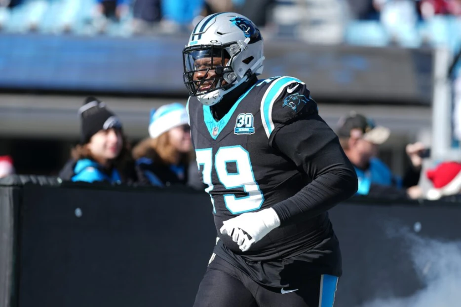 Ikem Ekwonu Aiming For Panthers Extension