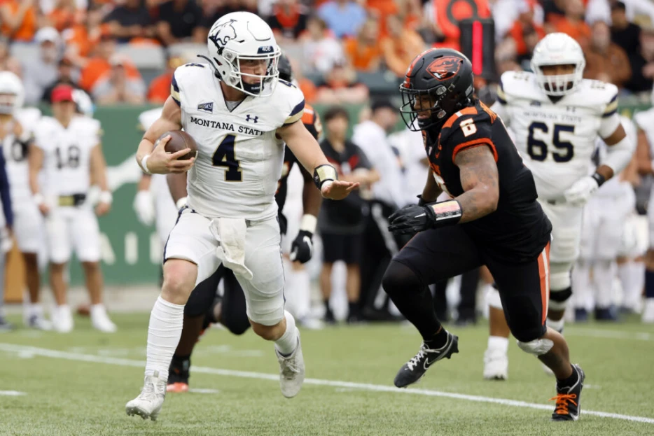 Raiders’ Sixth-Rounder Tommy Mellott To Play WR