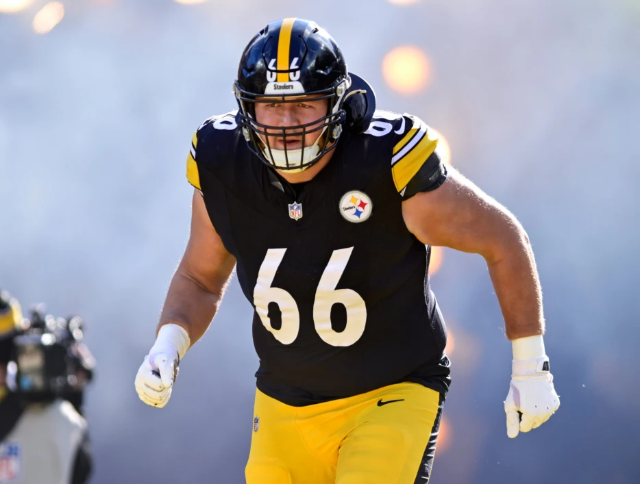 Daily News &amp; Links: Steelers Guard Gets Engaged; D.C. Will Host 2027 NFL Draft