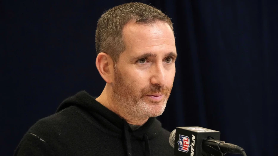Eagles’ Howie Roseman’s sly reaction to Falcons-Rams trade released on video