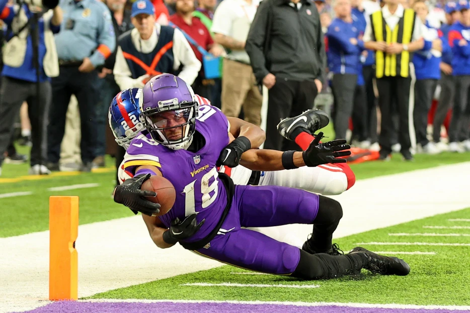 Justin Jefferson blasts New York Giants’ QB room, hypes up Shedeur Sanders