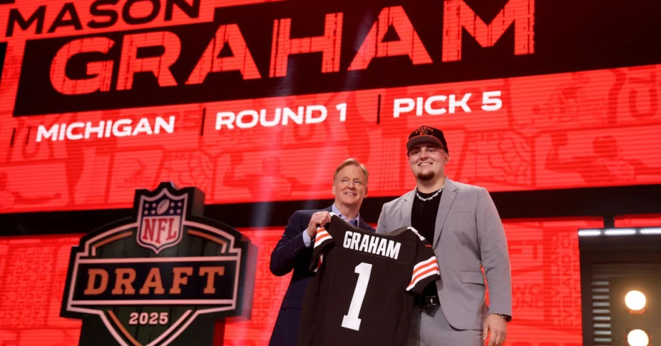 Browns new numbers: Big change for a CB, did Shedeur Sanders get #2? and more