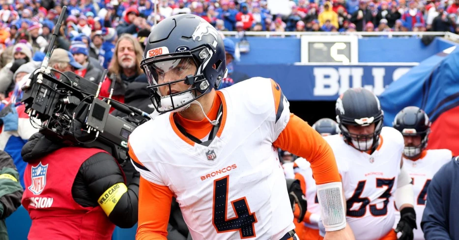 Did the Dolphins improve at backup QB - The Splash Zone 5/6/25