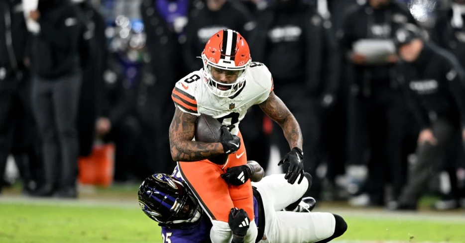 Buffalo Rumblinks, 5/7: Why WR Elijah Moore signed with the Bills
