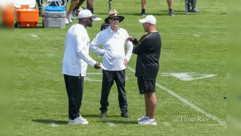 In A Franchise First, Steelers Lose Leading Passer, Rusher, And Receiver In Single Offseason