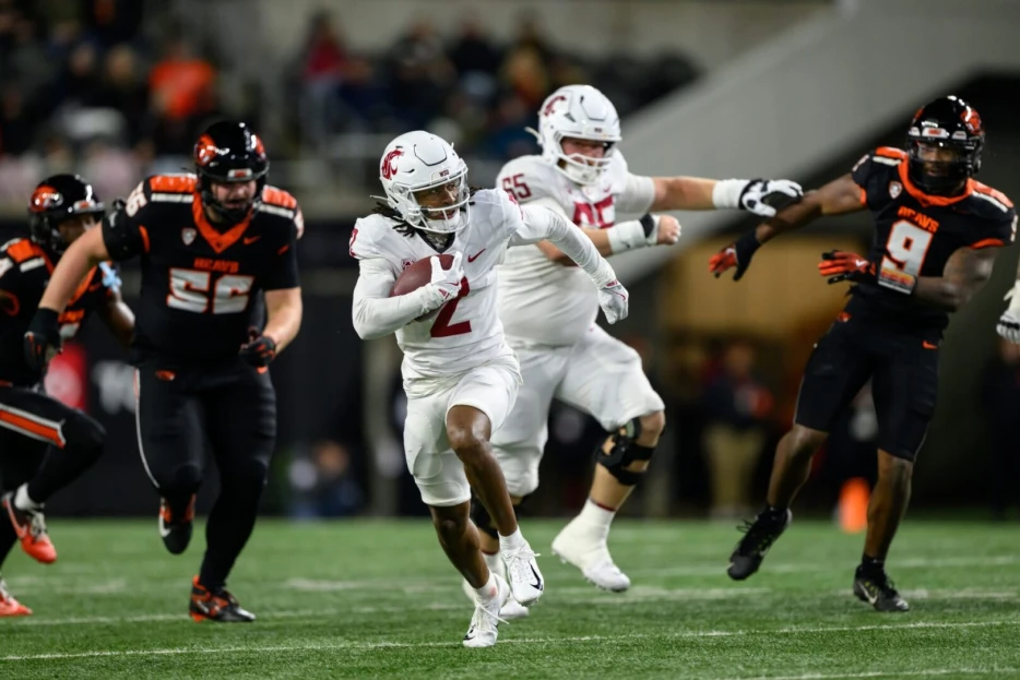 AFC Notes: Elijah Moore, Kyle Williams, Bills, Jets, Patriots