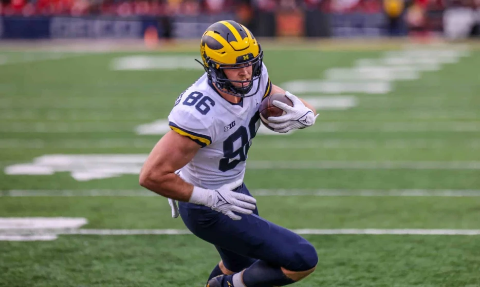 Cowboys keep playing with fire, drafting injured players