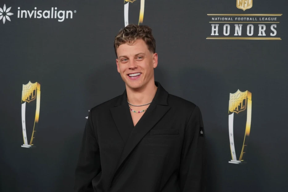 Does Joe Burrow have a new leading lady?
