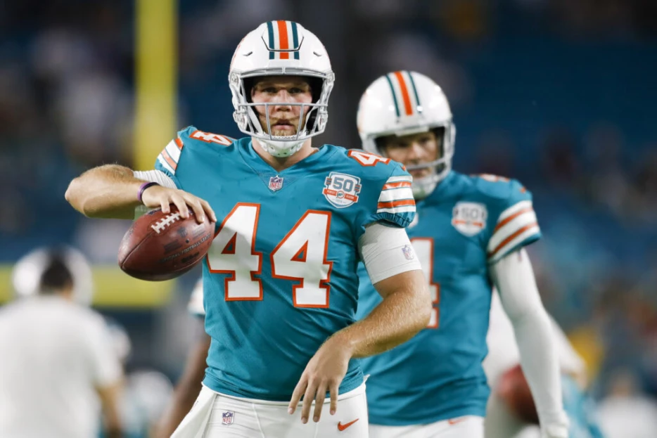 Dolphins Release LS Blake Ferguson