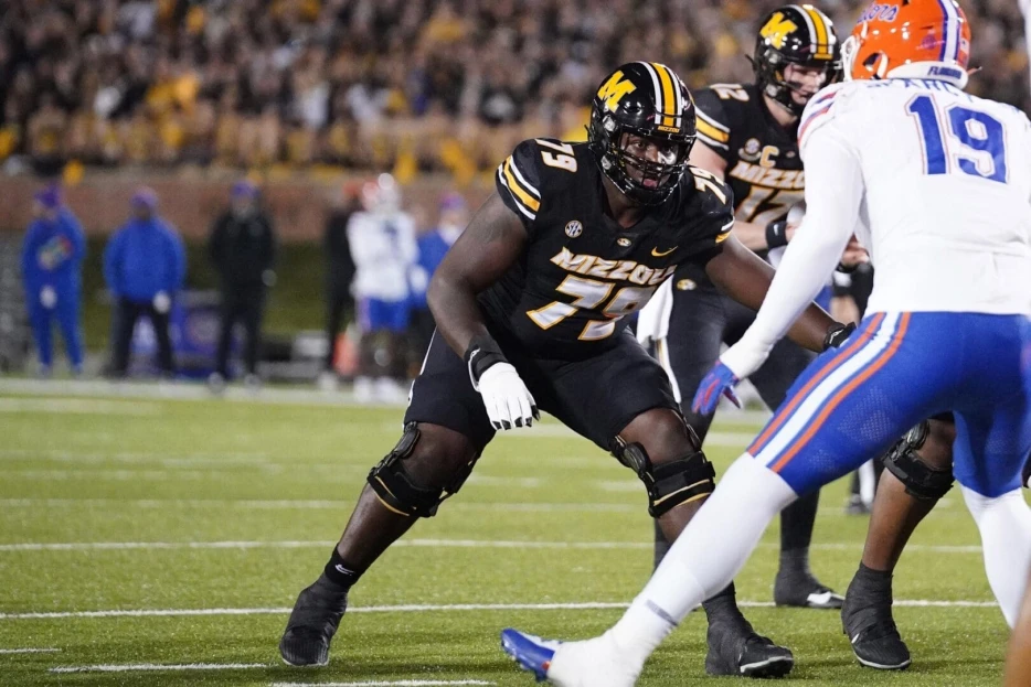 Jets Sign First-Round OT Armand Membou