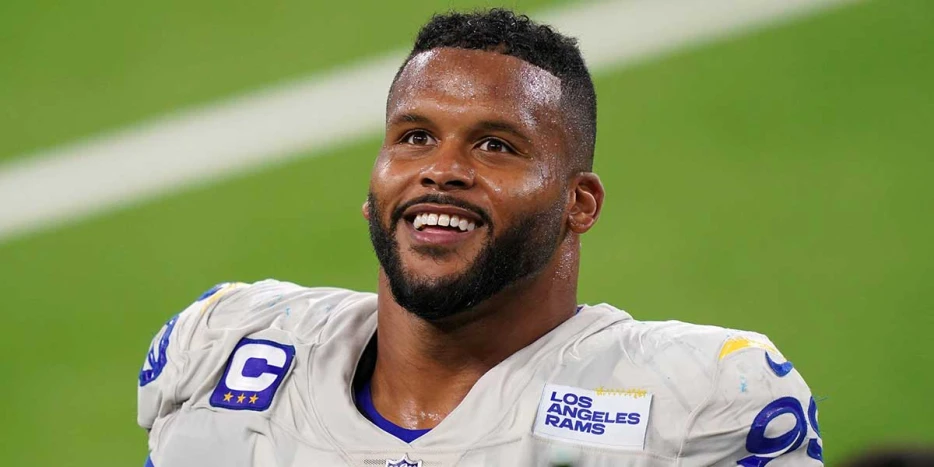 Rams legend Aaron Donald trolls Puka Nacua with new Halloween look
