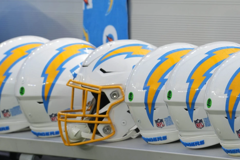 Chargers Sign Seven Draft Picks &amp; 18 UDFAs