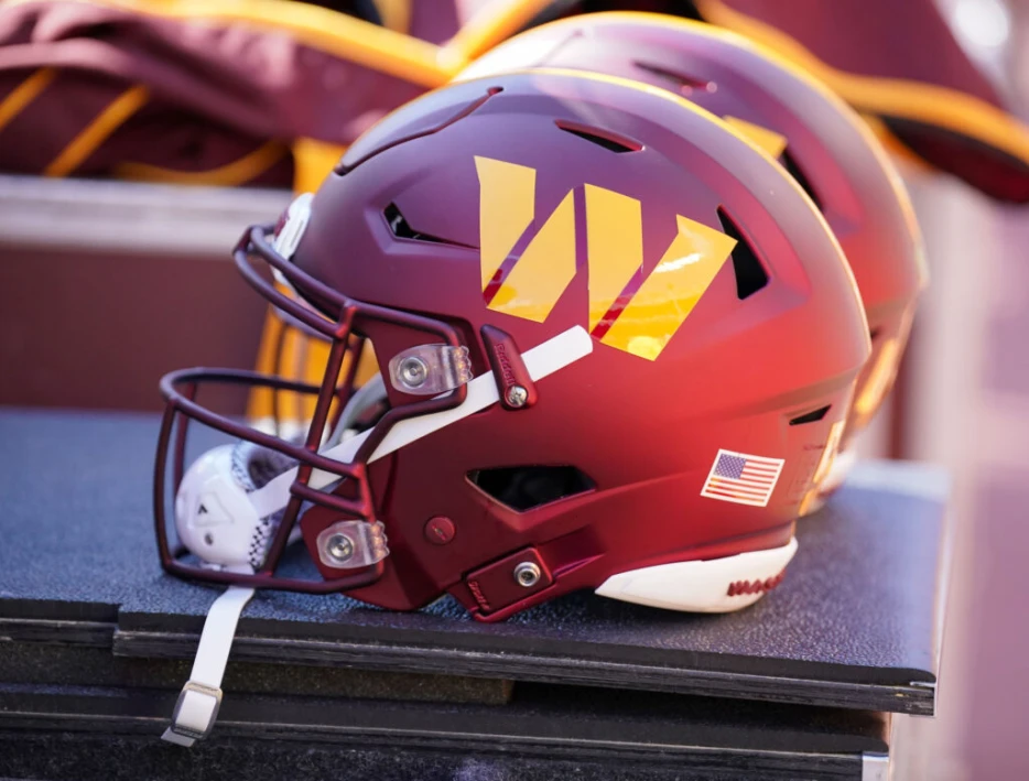 Commanders Sign 10 UDFAs