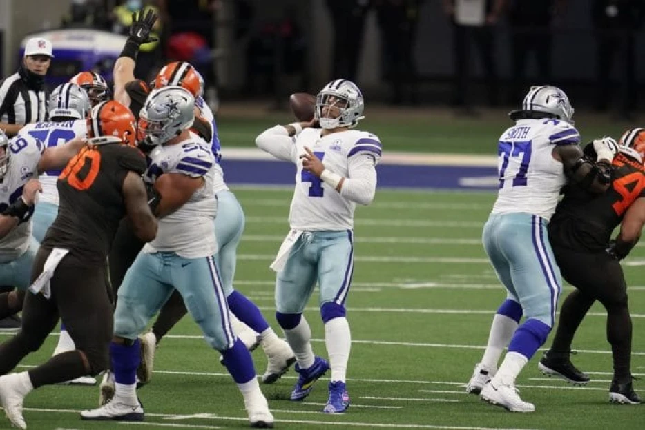 Dak Prescott will be chasing team records in 2025