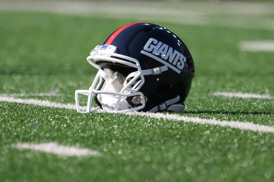 Giants Officially Sign 13 Undrafted Free Agents