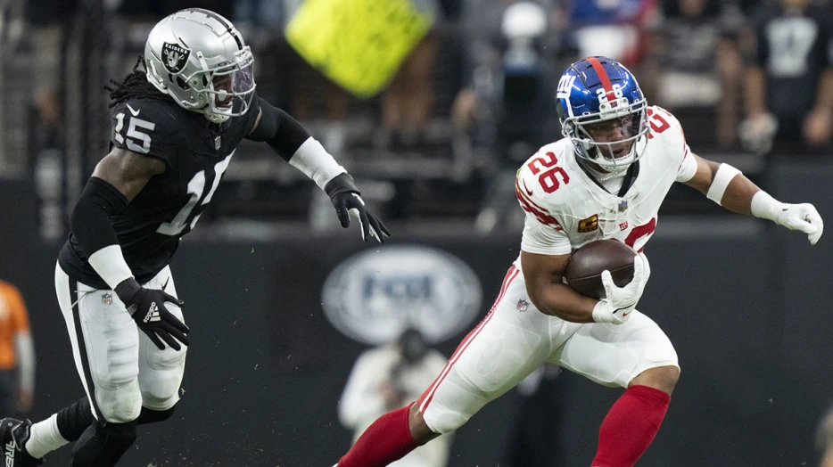 Ex-Cowboys Pro Bowler participates in Raiders mini camp