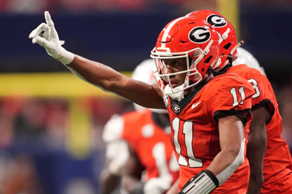 Falcons Sign First-Round OLB Jalon Walker