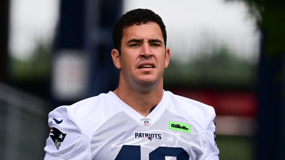 Mike Vrabel Explains Patriots’ Decision To Release Well-Liked Veteran