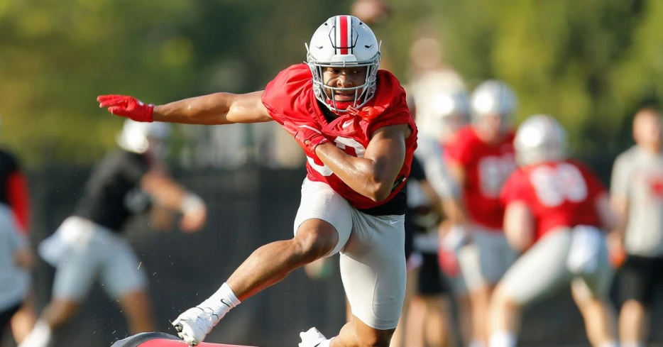 TreVeyon Henderson makes Patriots rookie minicamp debut on Saturday