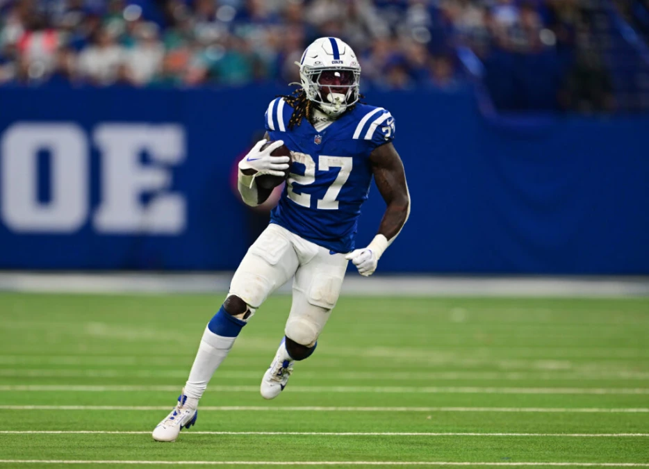 Steelers, RB Trey Sermon Agree To Deal