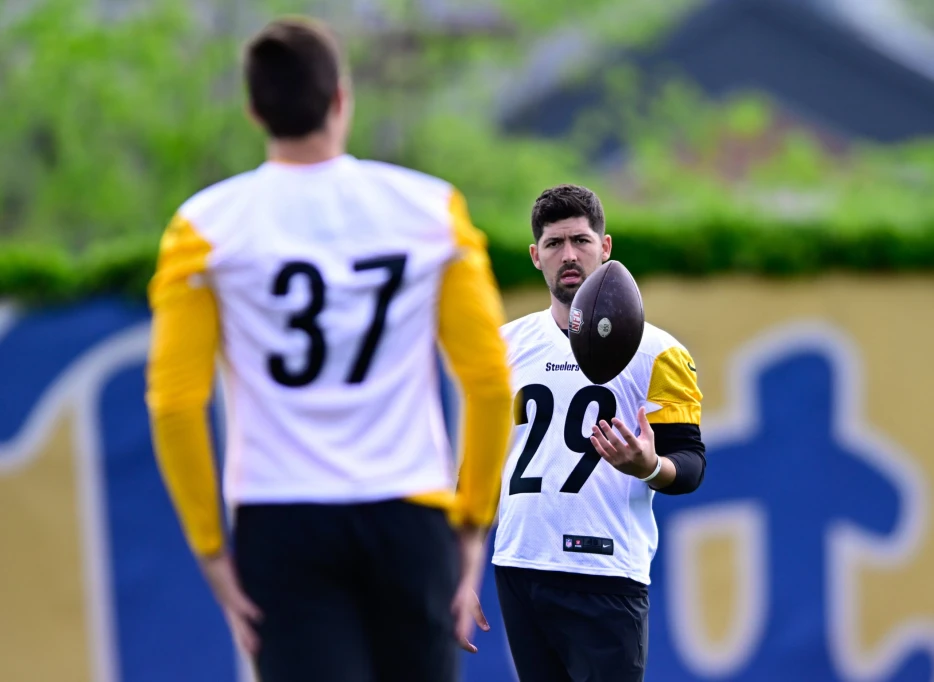 Steelers Rookie Kicker Excited to Learn from the Best