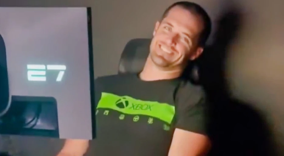 Derek Carr Drops Interesting Video Showing How He Spent His Busy First Day Of Retirement From The NFL