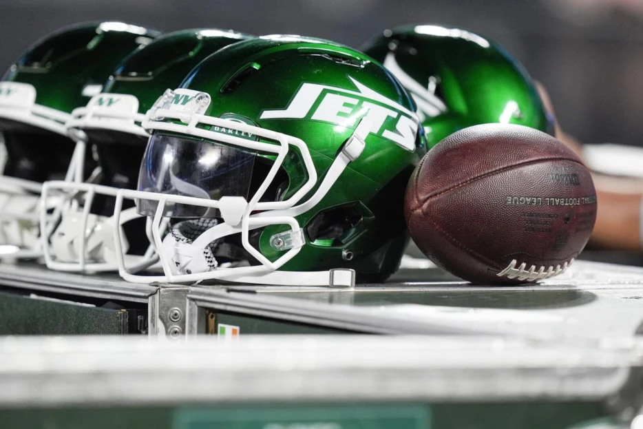 Jets Sign Fourth-Round WR Arian Smith
