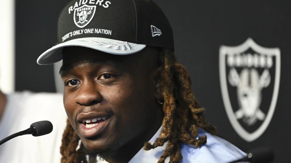 Raiders’ Ashton Jeanty sends ‘brotherhood’ message amid Vegas rookie minicamp
