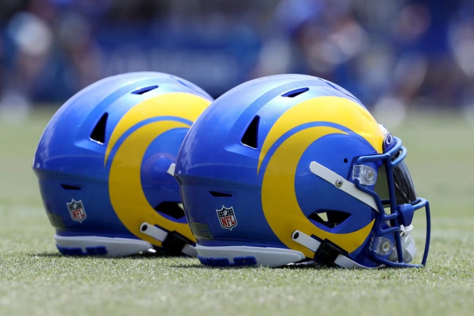 Rams Sign Four Draft Picks
