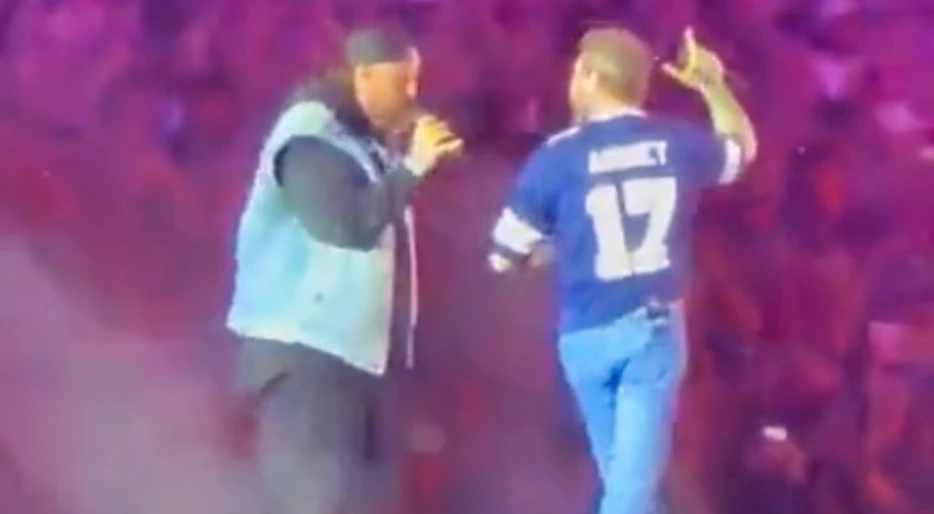 Singer Jelly Roll Savagely Roasted The Dallas Cowboys In Their Own Stadium During Concert