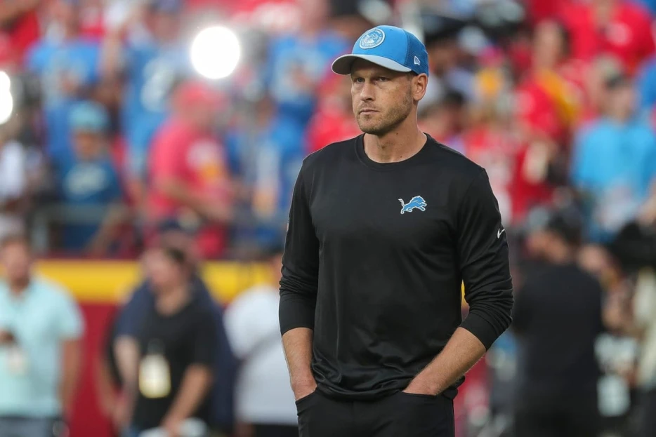 NFC Notes: Brad Holmes, Ben Johnson, Bears, Lions, Packers