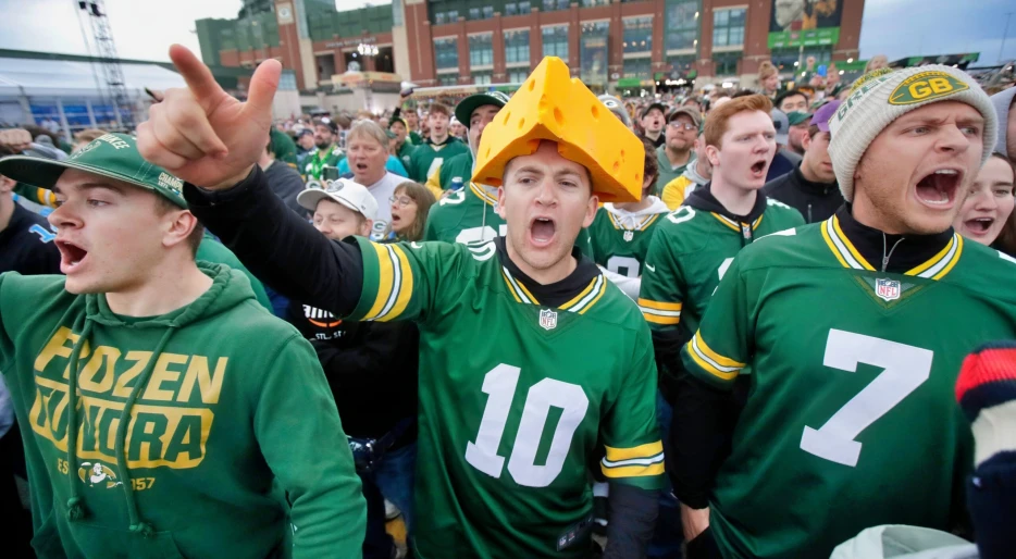 NFL Fans Better Be Ready To Shell Out $1,500 If They Want To Watch Every Game Next Season