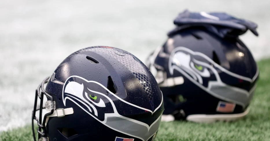 Seahawks sign two rookie tryouts, waive veteran wide receiver