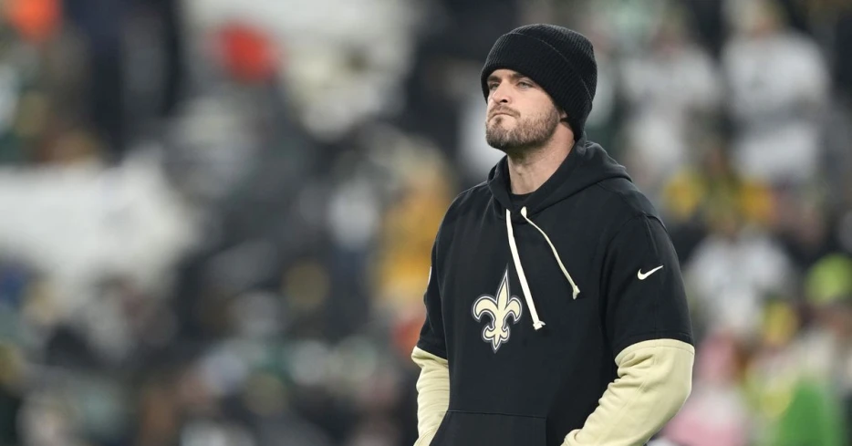 Around SB Nation: Derek Carr announces retirement