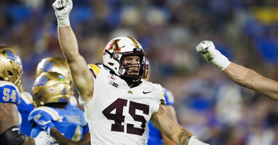 Film room: Lindenberg adds instincts, physicality to run defense
