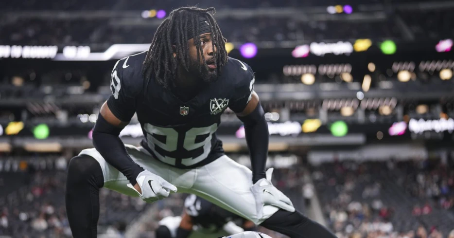 Longshot look: Chris Smith II needs to establish himself in crowded safety group