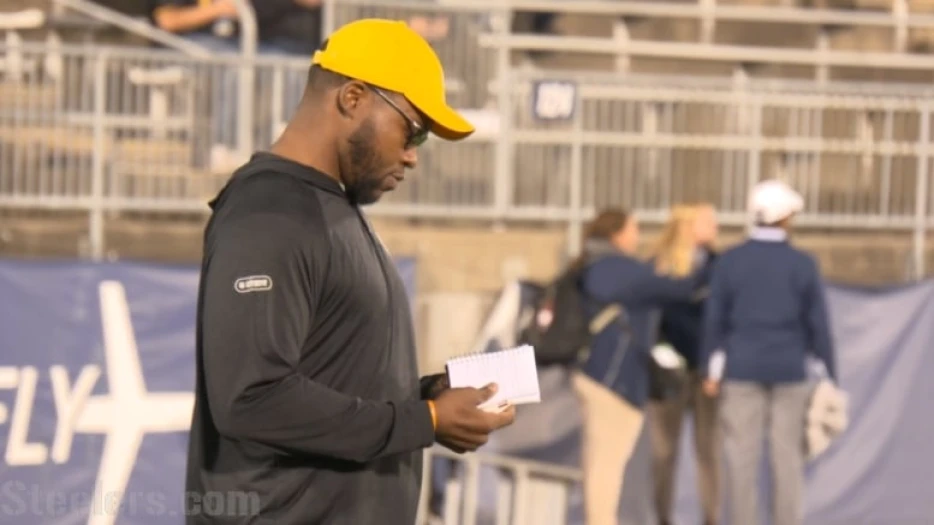 Report: Raiders Hiring Former Steelers Executive Brandon Hunt As VP Of Player Personnel