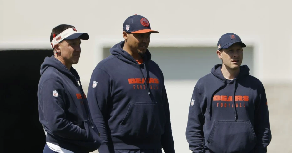 The Bear’s Den, May 15, 2025