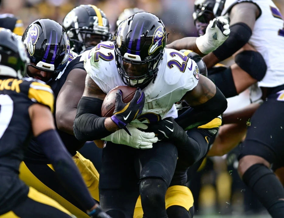 Former NFL Scout: Ravens ‘Running Circles’ Around Steelers