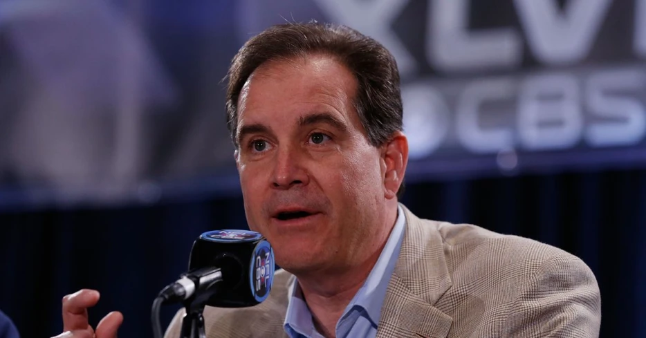 Jim Nantz urges Aaron Rodgers to sign with Steelers