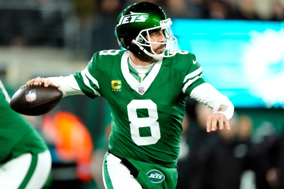 Aaron Rodgers To Sign With Steelers By End Of May?