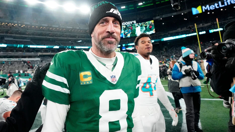 Steelers rumors: Aaron Rodgers biographers predicts when he’ll sign