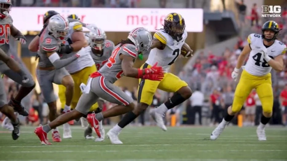 Comparing Self To Derrick Henry Or Dalvin Cook, Steelers’ Kaleb Johnson Highlights His Versatility
