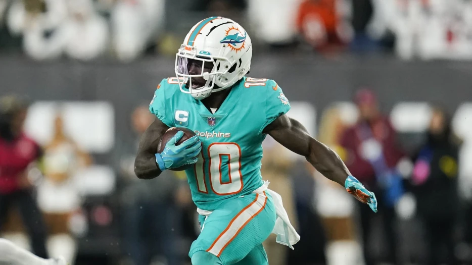 Steelers Among Top Contenders for Tyreek Hill if Traded