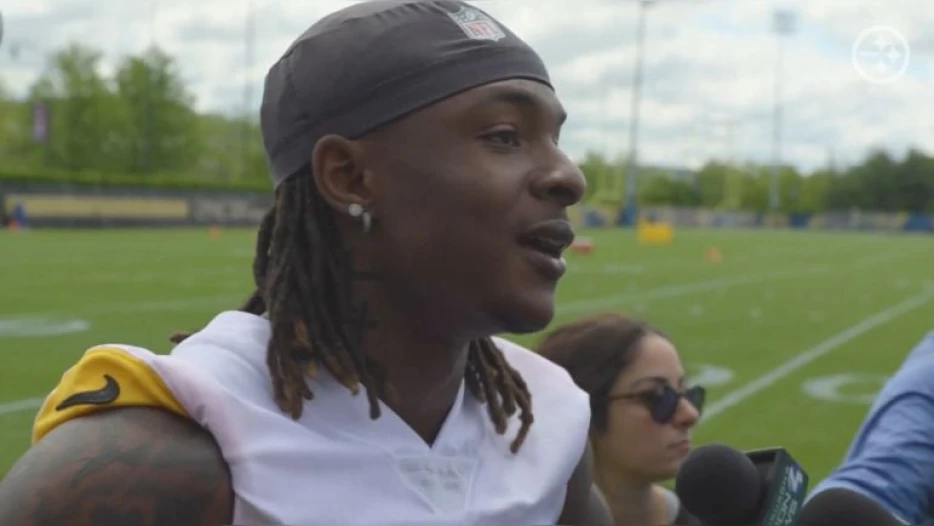 ESPN Projects Steelers’ Kaleb Johnson To Be Among Best Rookie RBs In Pair Of Key Stats