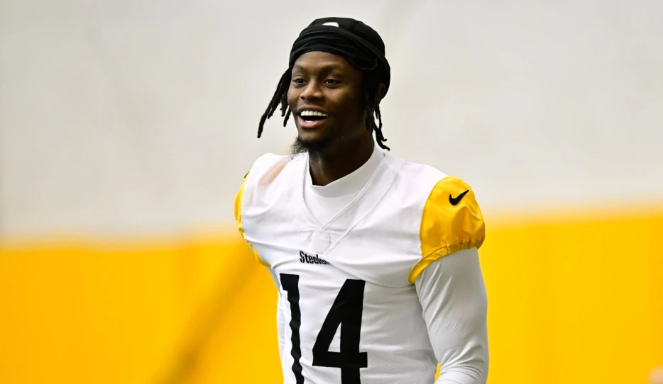 George Pickens ‘Hasn’t Stopped Smiling’ Since He Got to Dallas