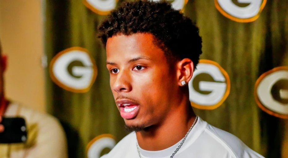 Packers Rookie WR Matthew Golden Is Getting Cooked For Having “The Worst Aura Of All Time” After Awful Team Photo Released