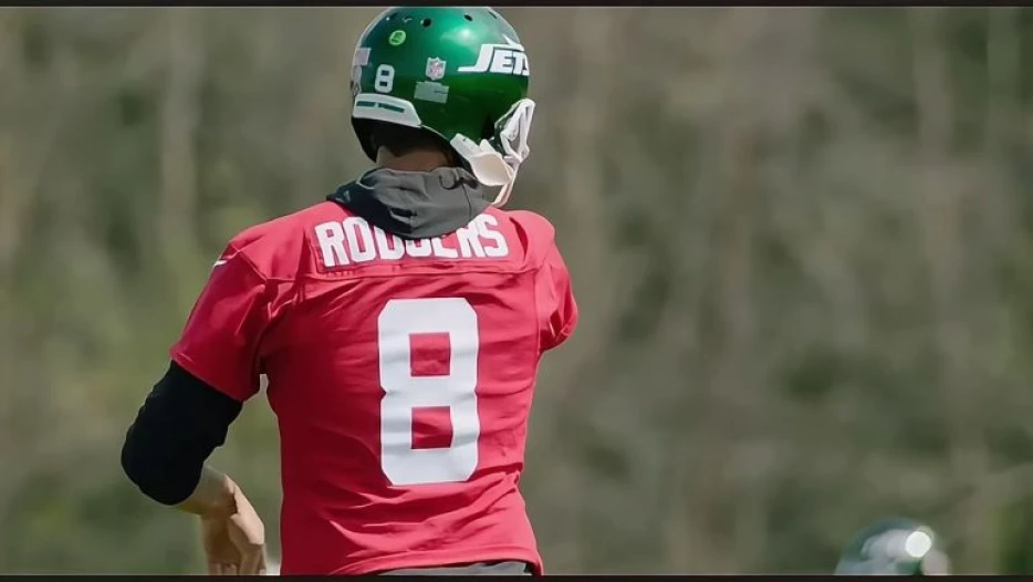 Schefter Thinks Aaron Rodgers Will Sign With Steelers ‘In The Next Week Or So’
